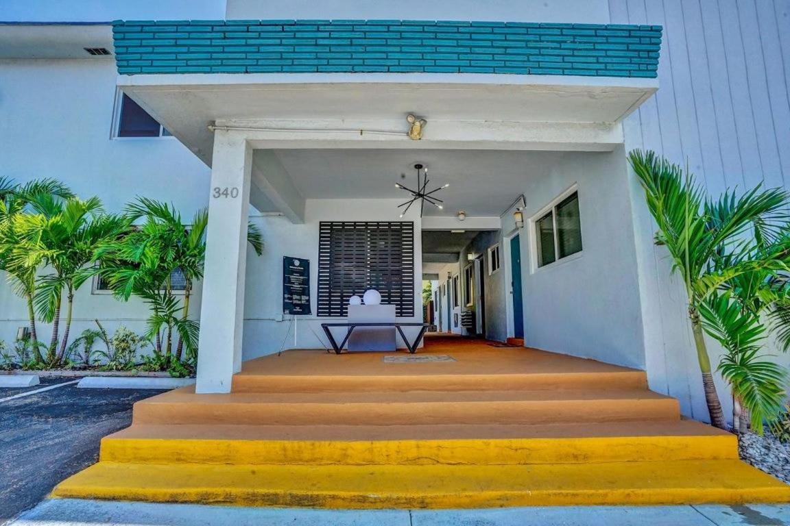 Secluded Hollywood Studio Walk To Beach Boardwalk Apartment Dania Beach Exterior photo